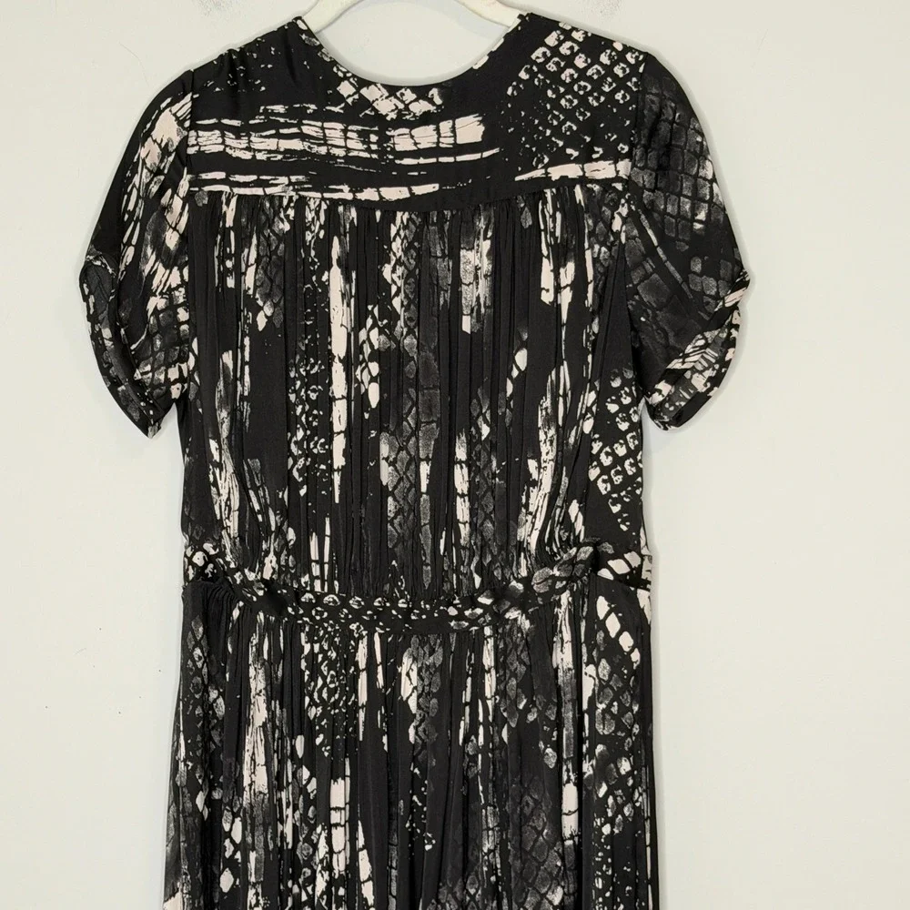 Intimately Free People Black White Snakeskin Print Maxi Kimono Small Deep V-Neck